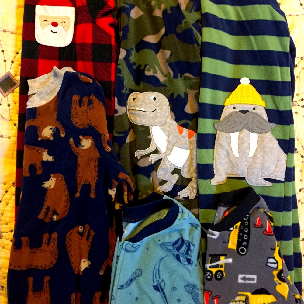 Lot of 6 fleece footie pajamas